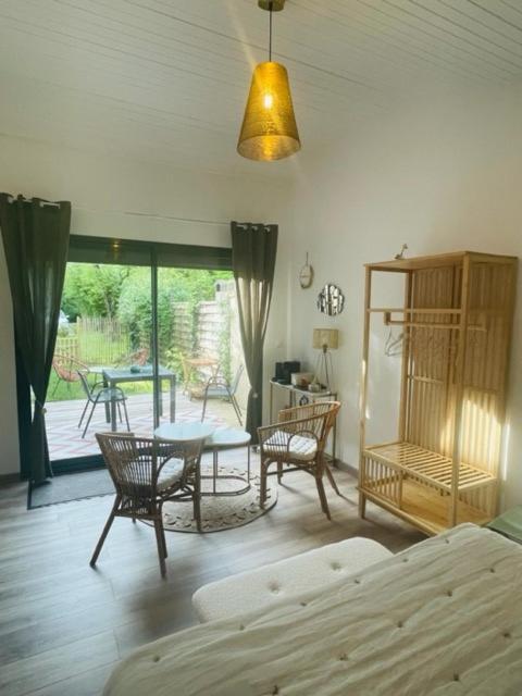 Instant Zen Bed & Breakfast Saint-Vivien-de-Médoc Exterior foto