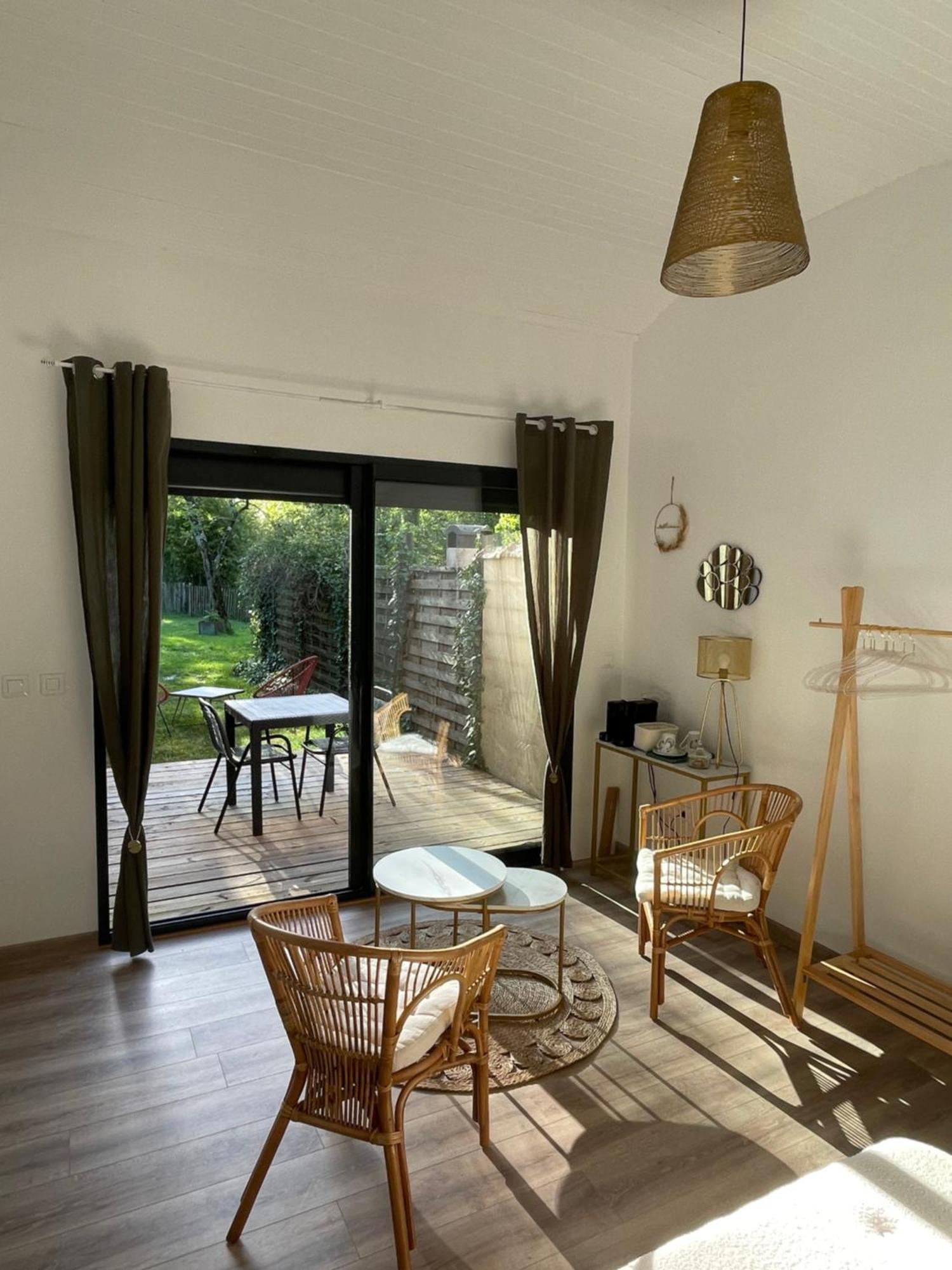 Instant Zen Bed & Breakfast Saint-Vivien-de-Médoc Exterior foto